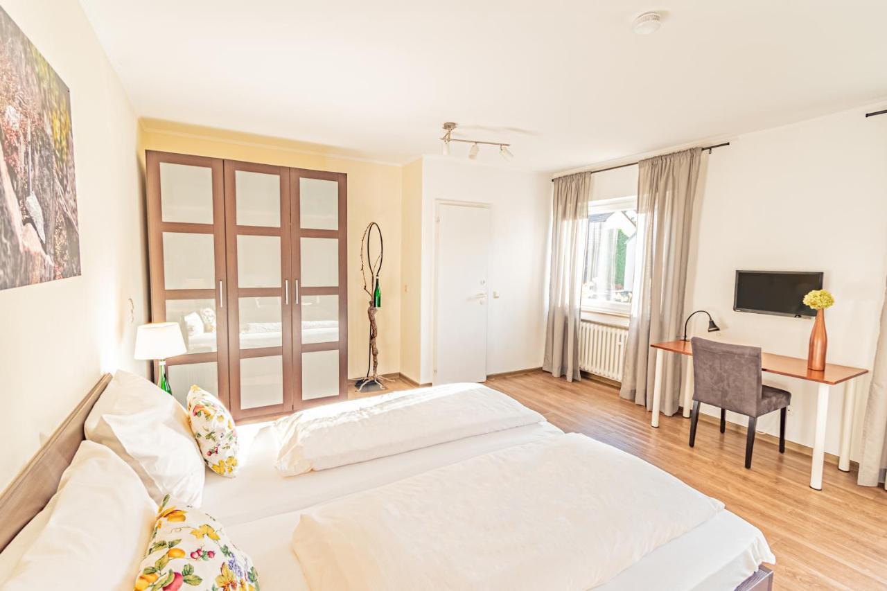 Weinhotel Ayler Kupp Extérieur photo