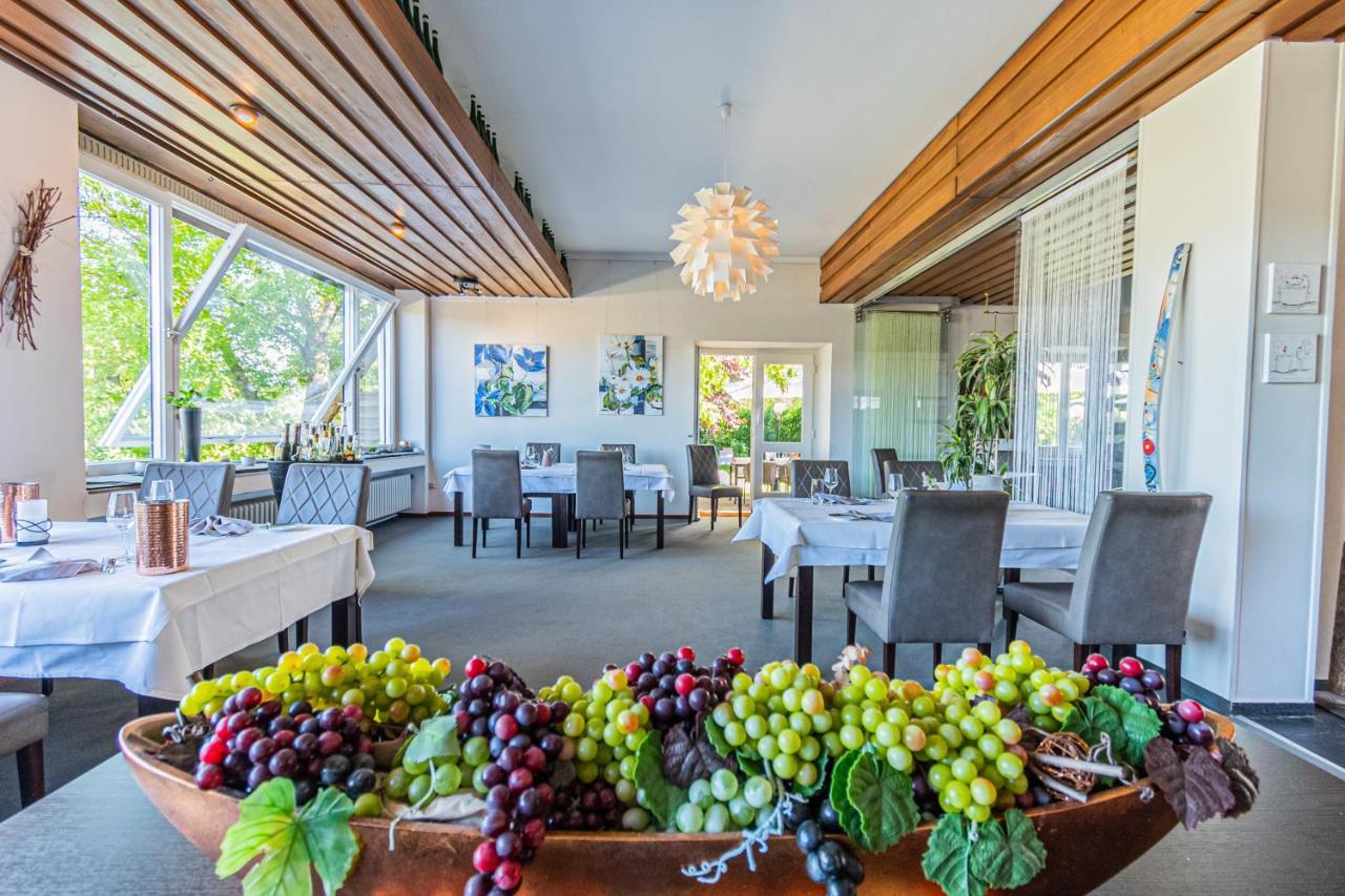 Weinhotel Ayler Kupp Extérieur photo