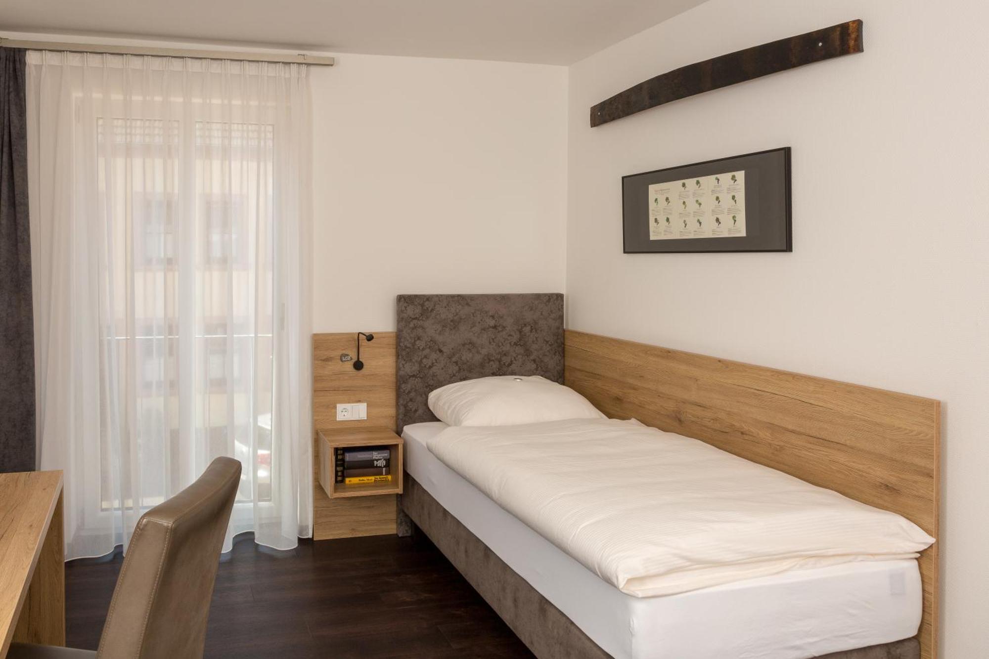 Weinhotel Ayler Kupp Chambre photo