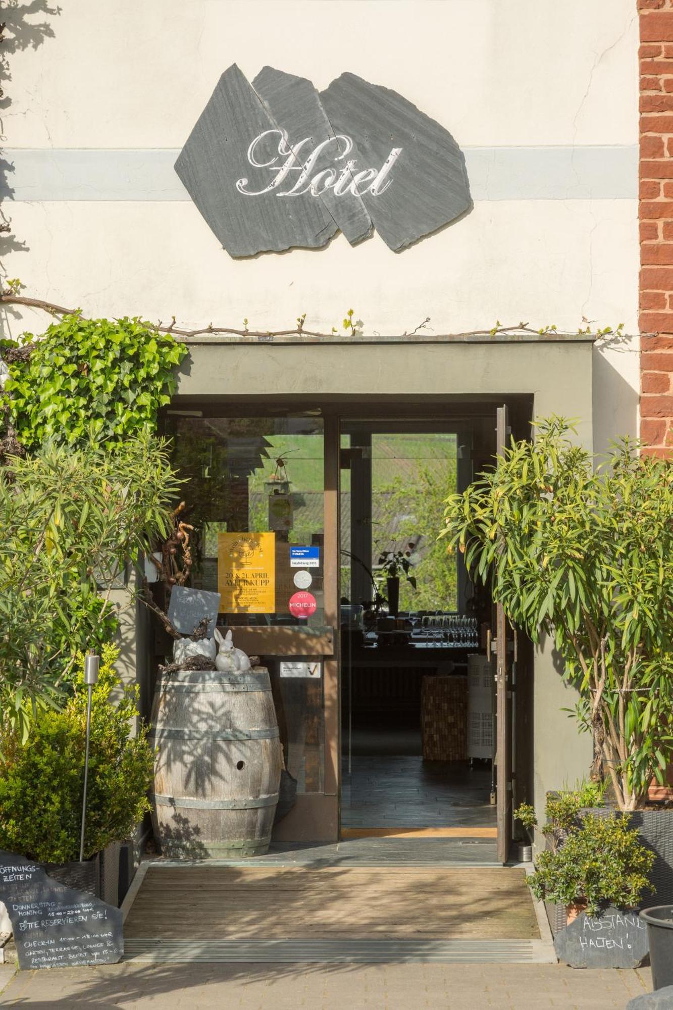 Weinhotel Ayler Kupp Extérieur photo